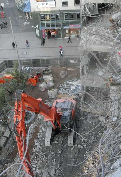 Rückbau Karstadt Sport - Spitaler Strasse / HH